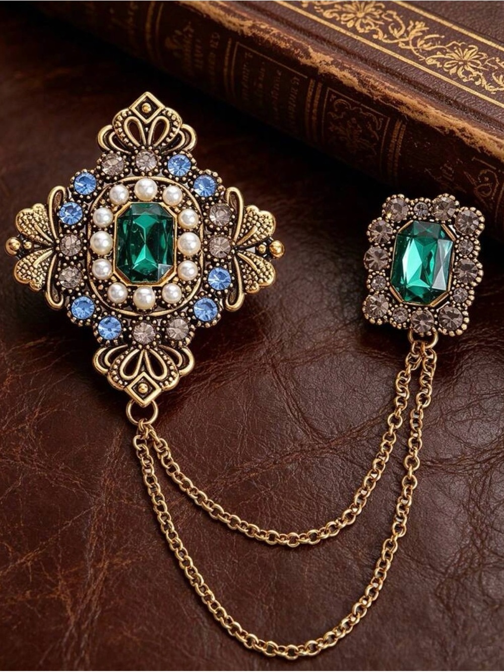 Vintage-Style Gold Green Gem Chain Brooch Set - Picture 3 of 5